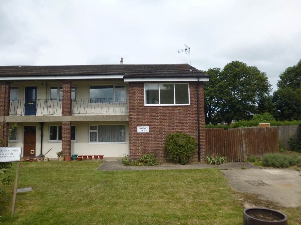 Property photo 3 of 7 Front View