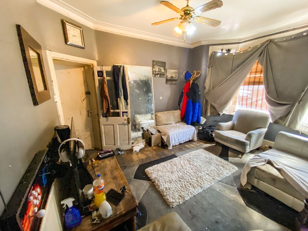Property photo 3 of 20