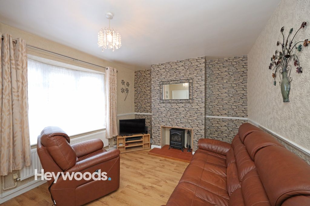 Property photo 3 of 25 0F1A3064