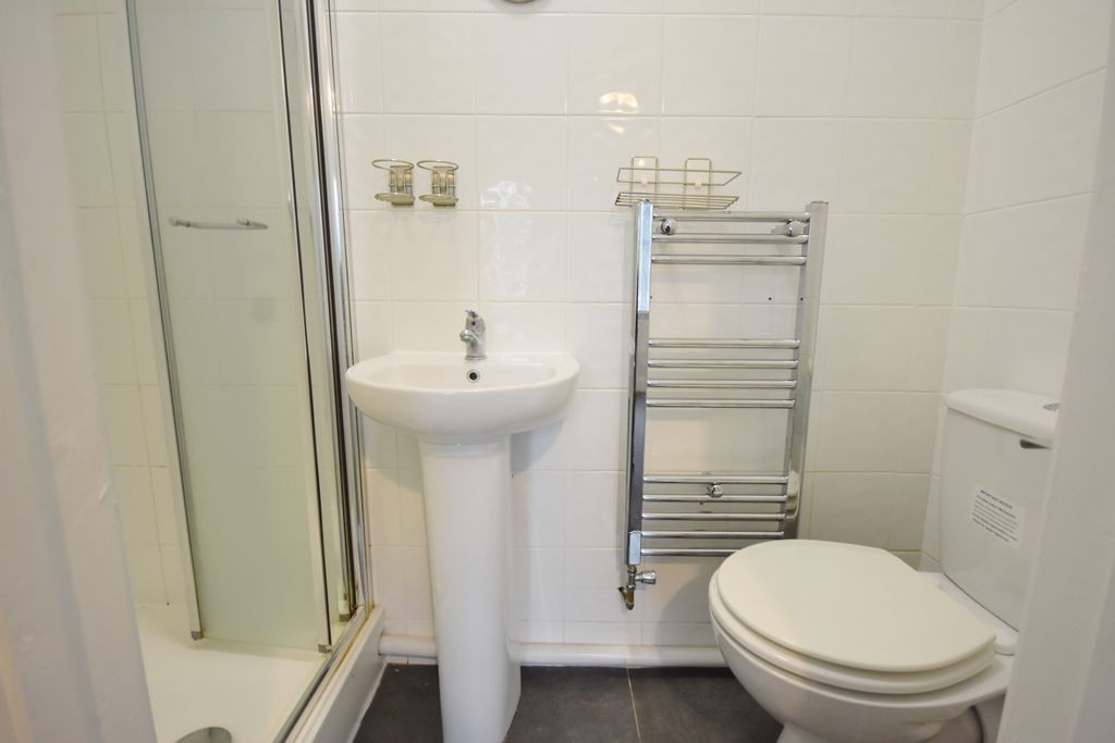 Property photo 2 of 3