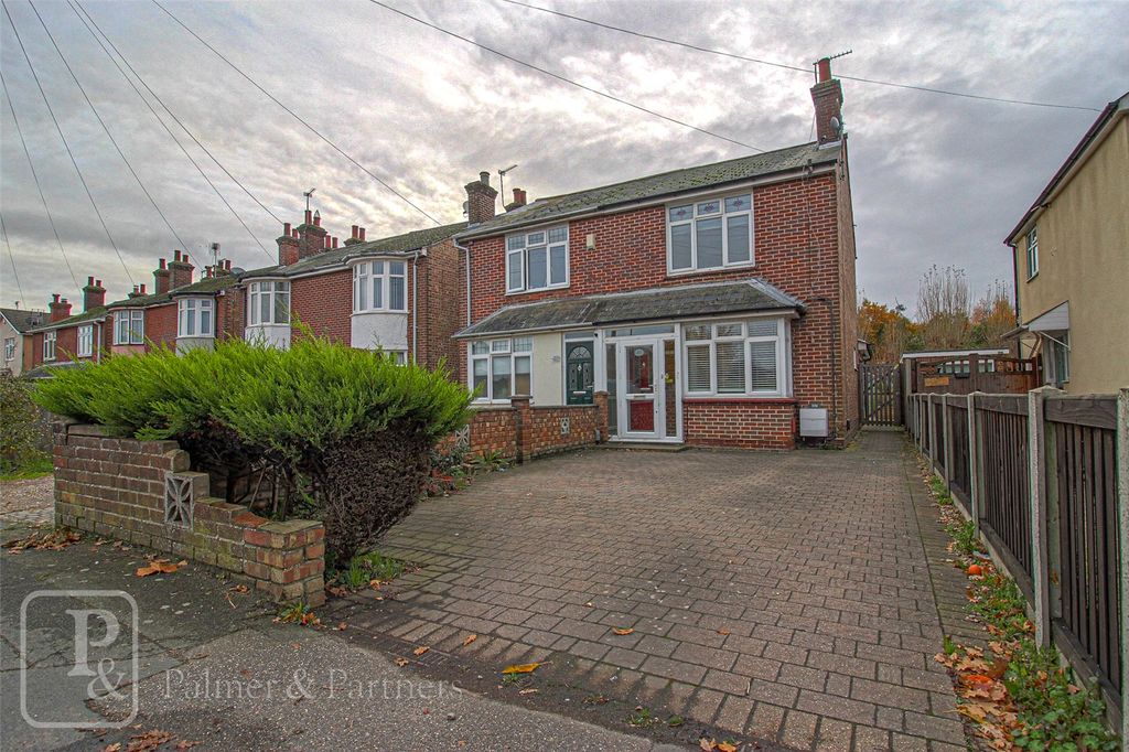 Property photo 1 of 20 External