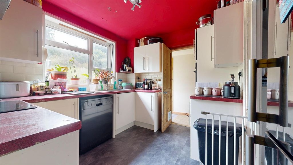 Property photo 2 of 15 50-Verne-Common-Road-07242025_161703.Jpg