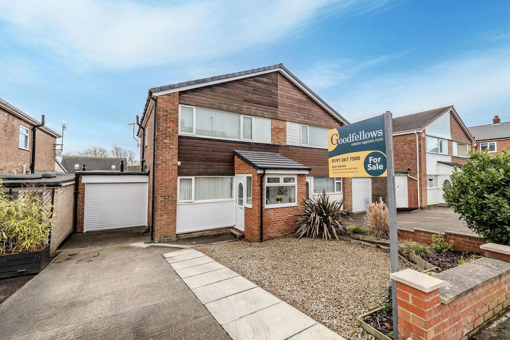 Property photo 1 of 33 Front (Exterior)