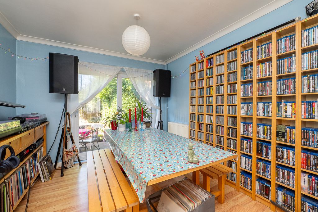 Property photo 3 of 19 Picture No. 05