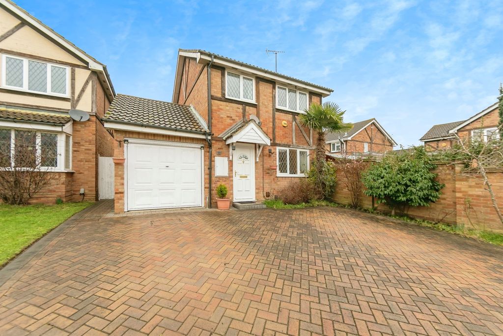 Property photo 1 of 17