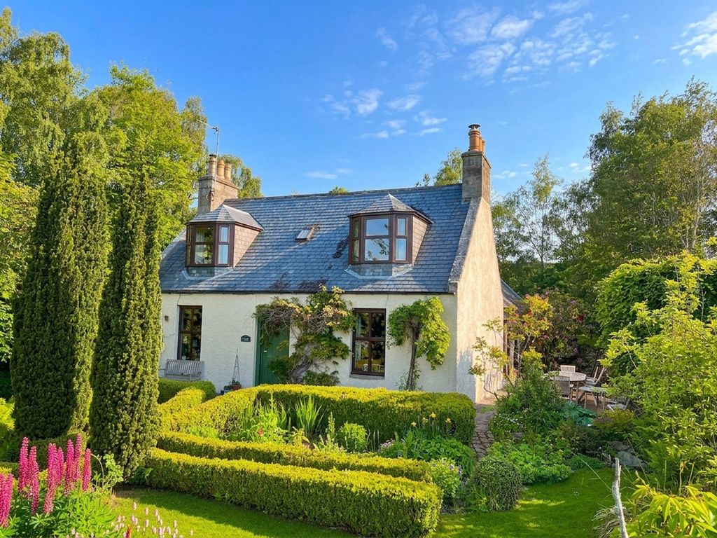 Property photo 1 of 34