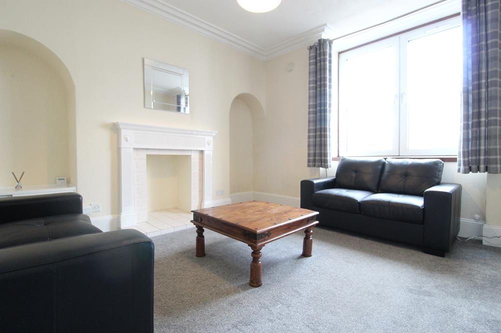 Property photo 1 of 5 Lounge