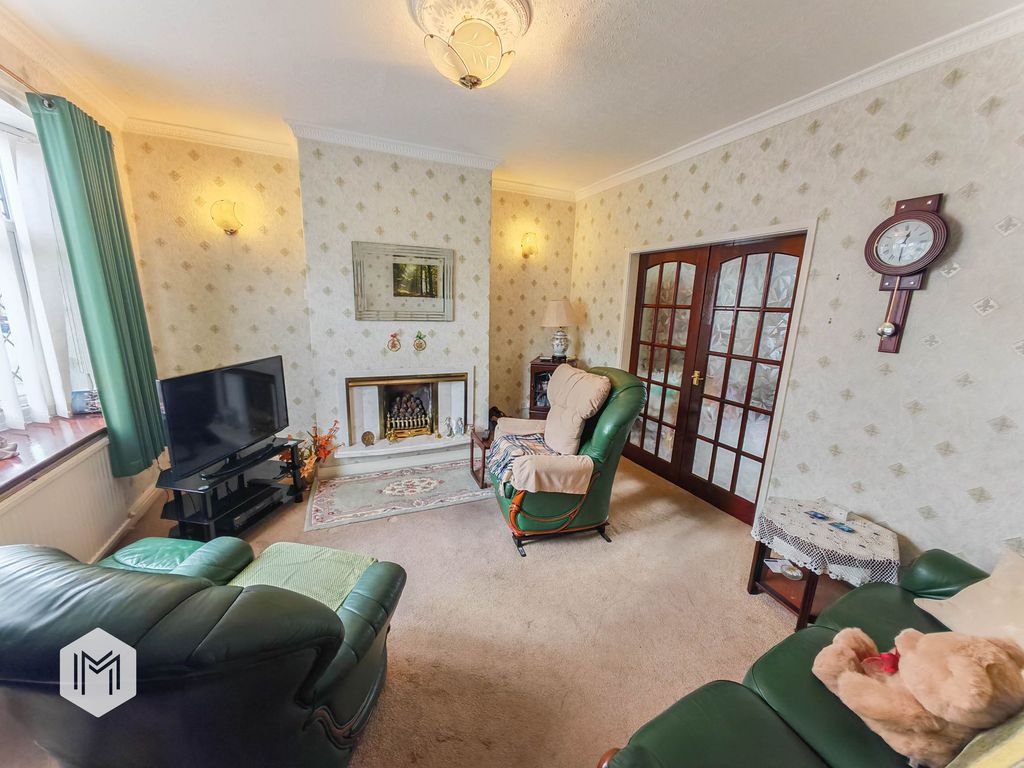 Property photo 2 of 24