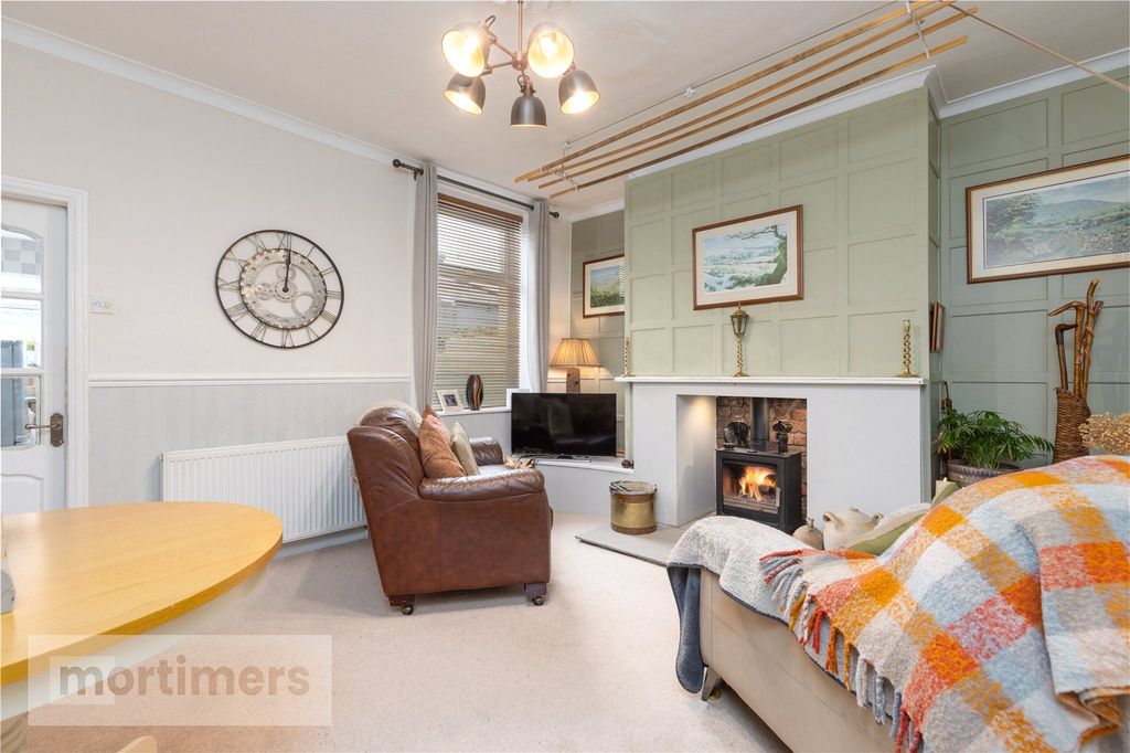 Property photo 2 of 21 Reception Room