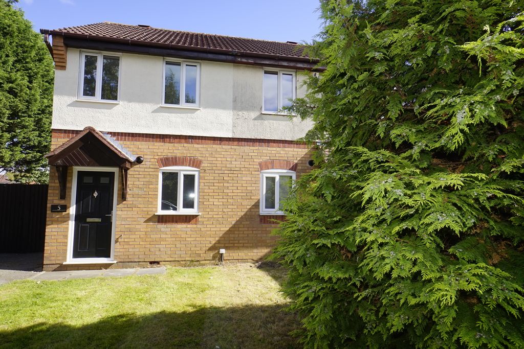 Property photo 2 of 11