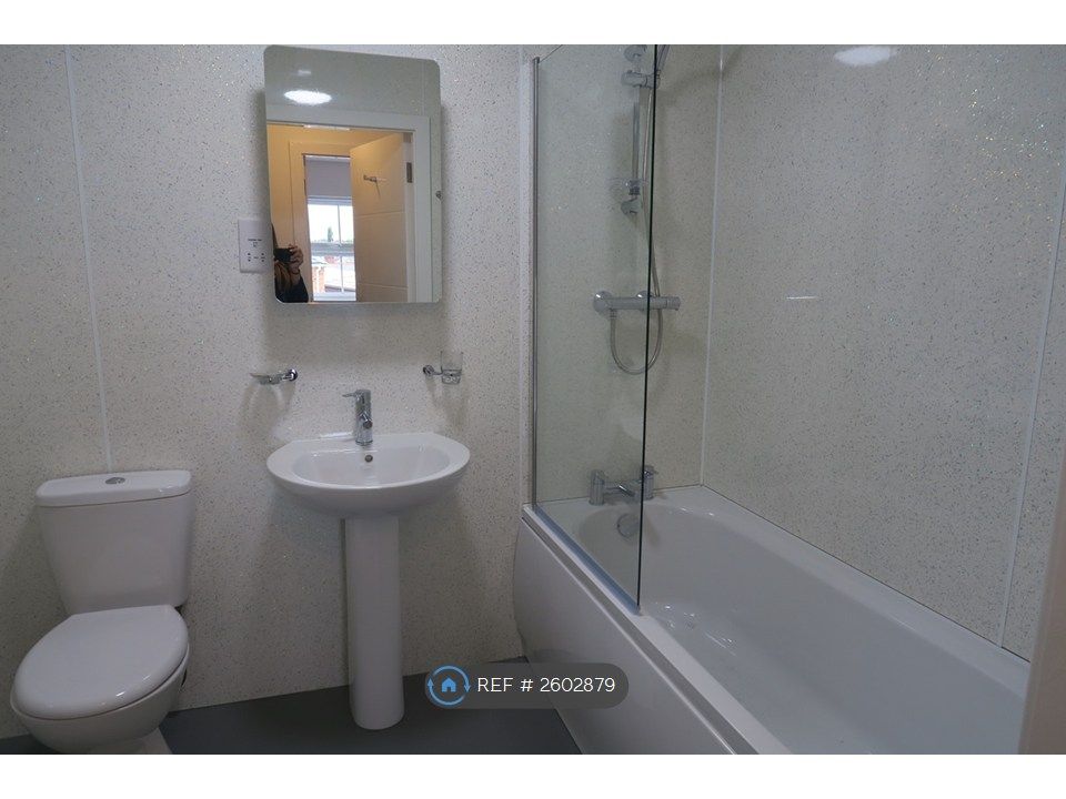 Property photo 3 of 11