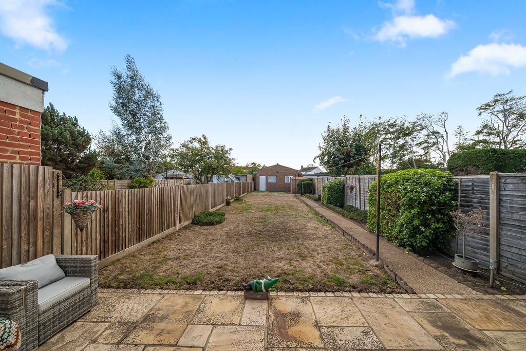Property photo 2 of 14 Photo 1