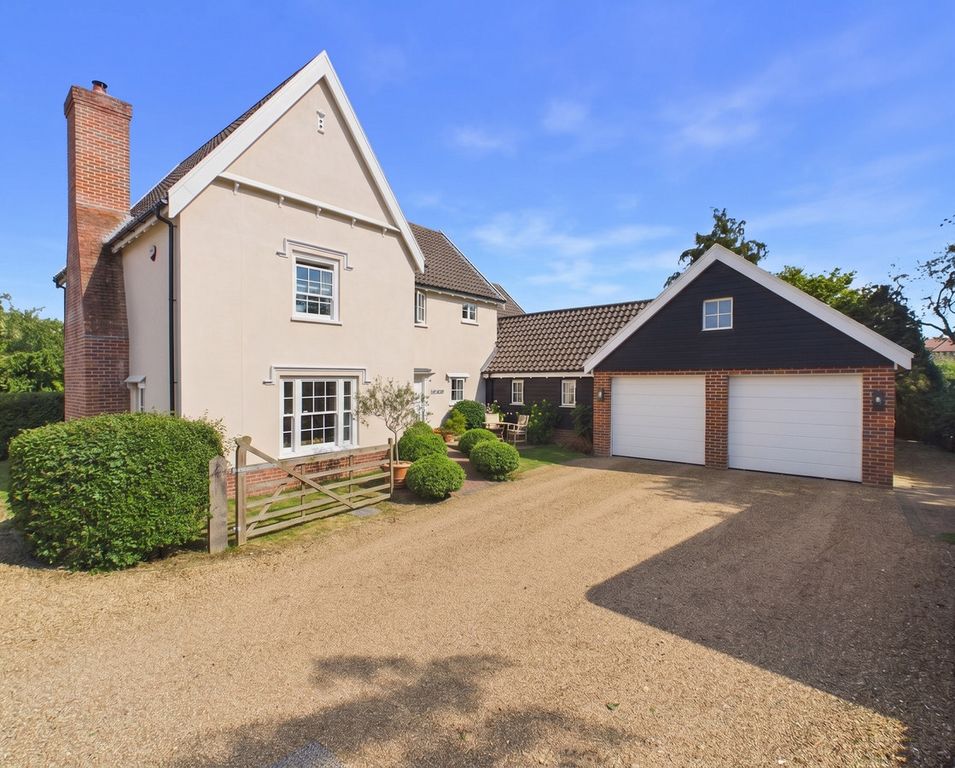 Property photo 1 of 24
