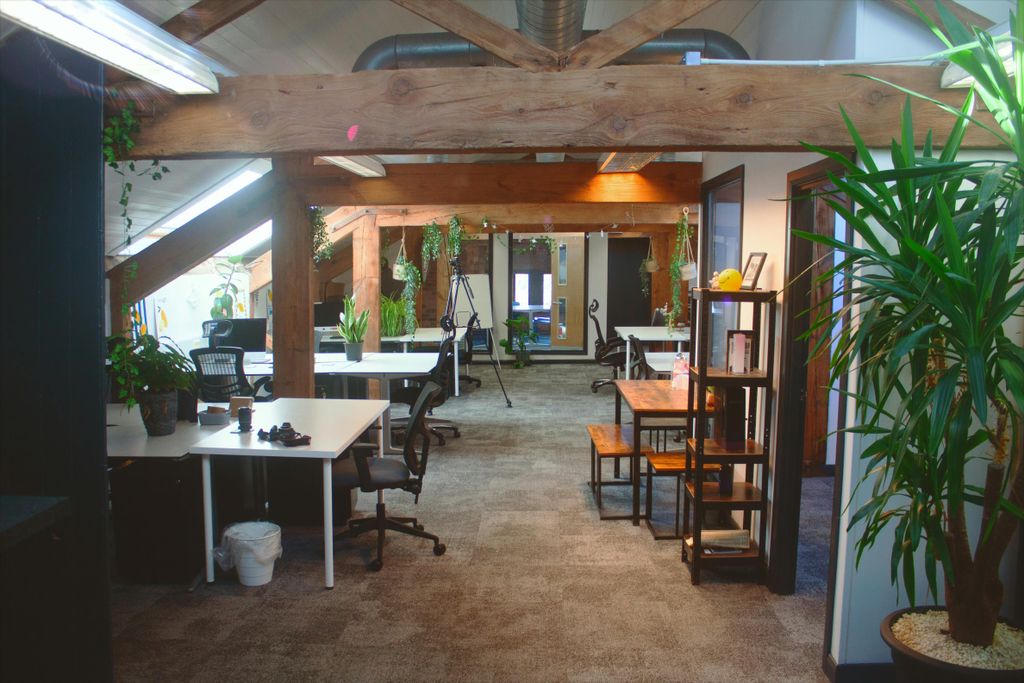 Property photo 3 of 6 Img_1498.Jpg