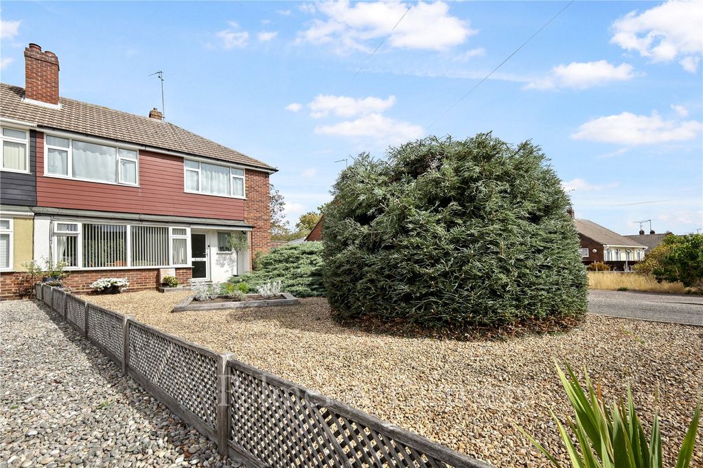 Property photo 1 of 16 External