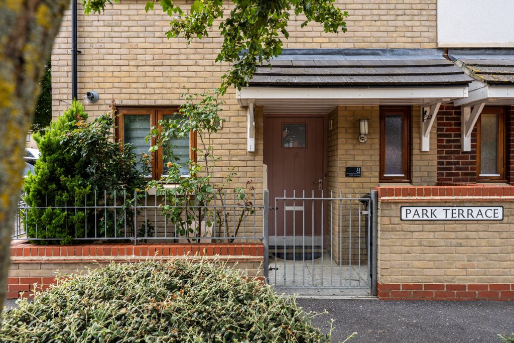 Property photo 3 of 21 5380375