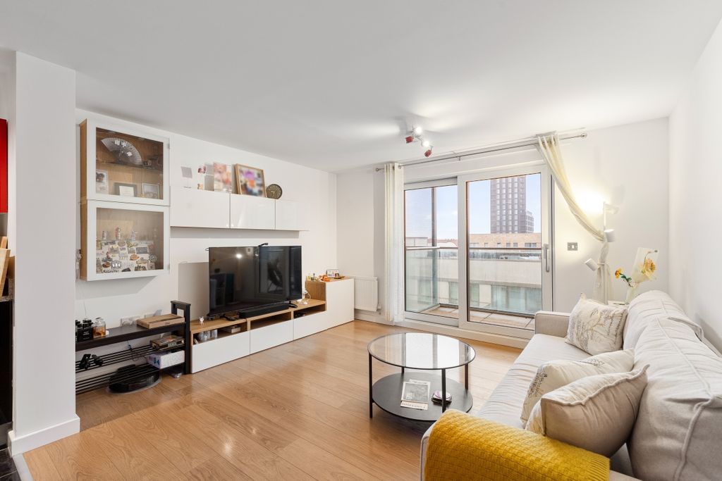Property photo 1 of 9 094A5653
