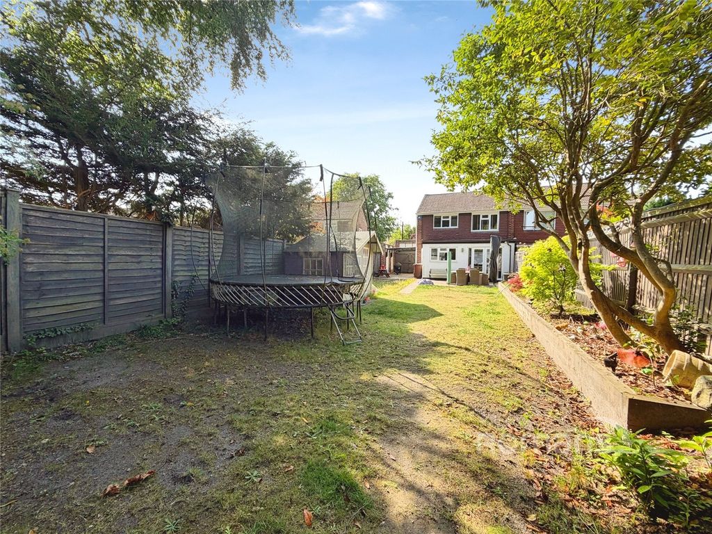 Property photo 2 of 31 Picture No. 08