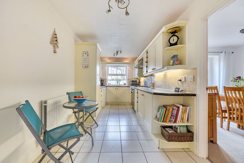 Property photo 3 of 22