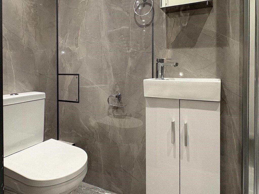 Property photo 3 of 5