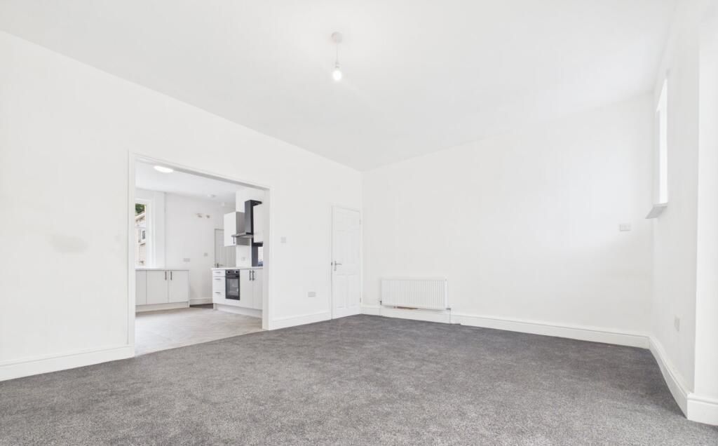 Property photo 2 of 17 3c4c7F0A5A250F058c659ba605875d24.Jpeg