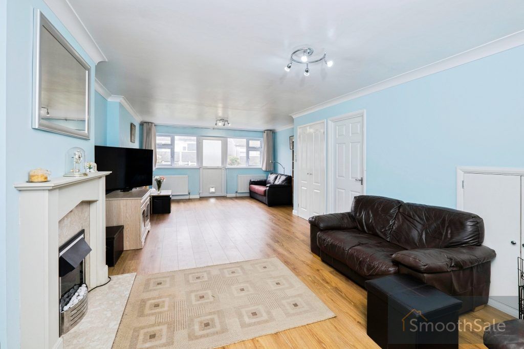 Property photo 3 of 30