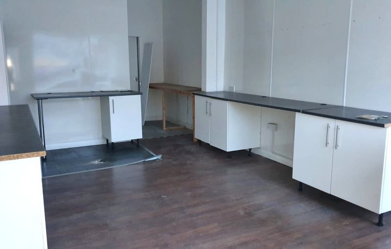 Property photo 3 of 8 Photo 4