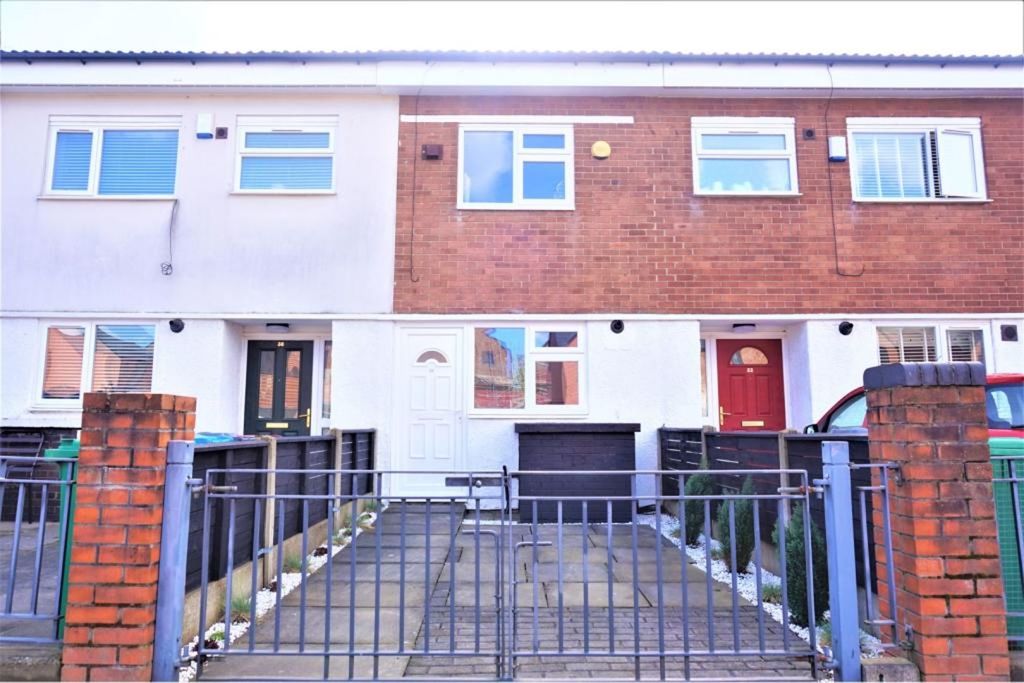 Property photo 1 of 23