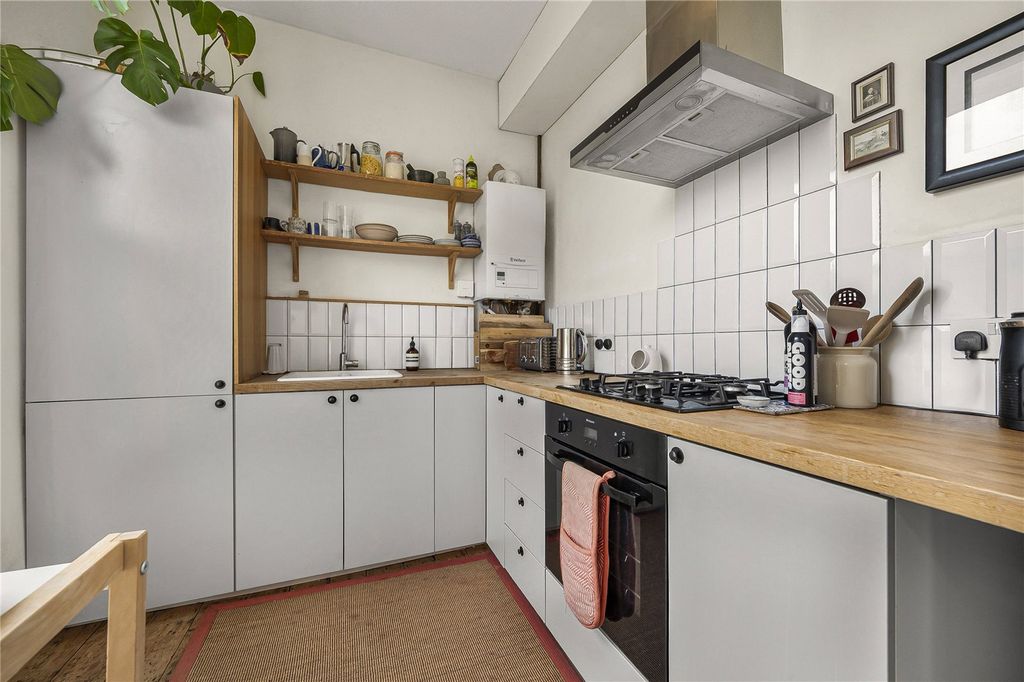 Property photo 2 of 14 Picture No. 06