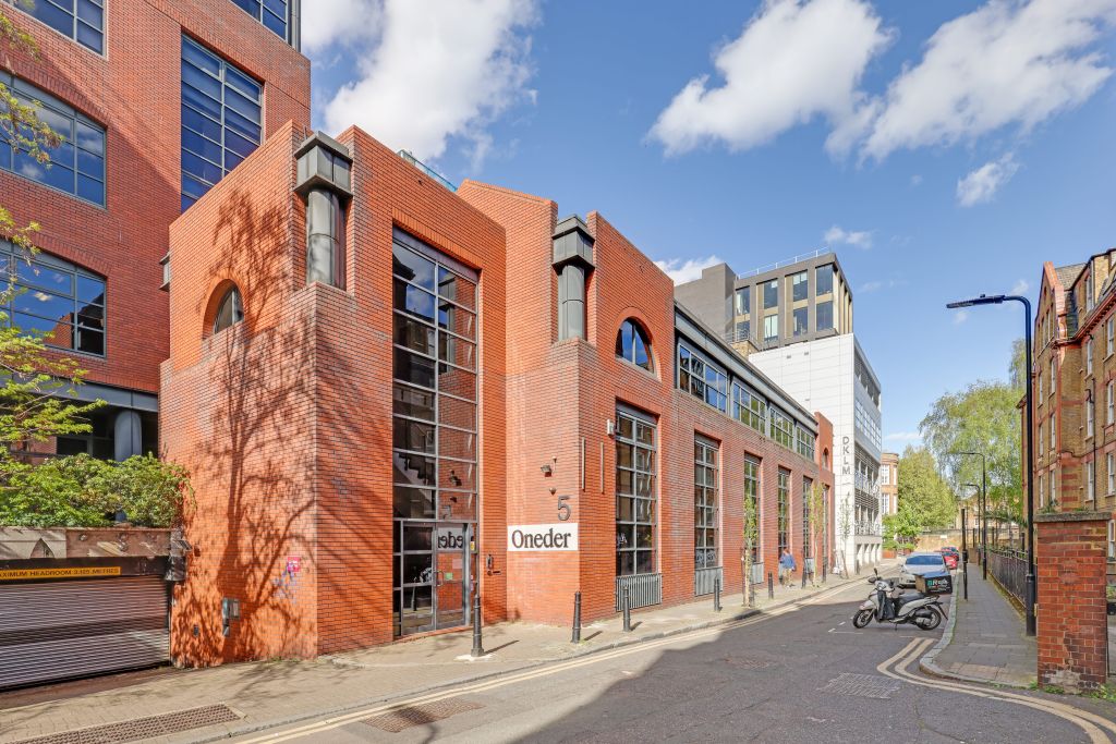 Property photo 1 of 7