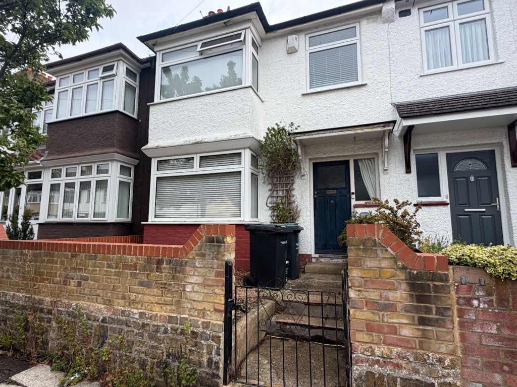 Property photo 1 of 13 5523370