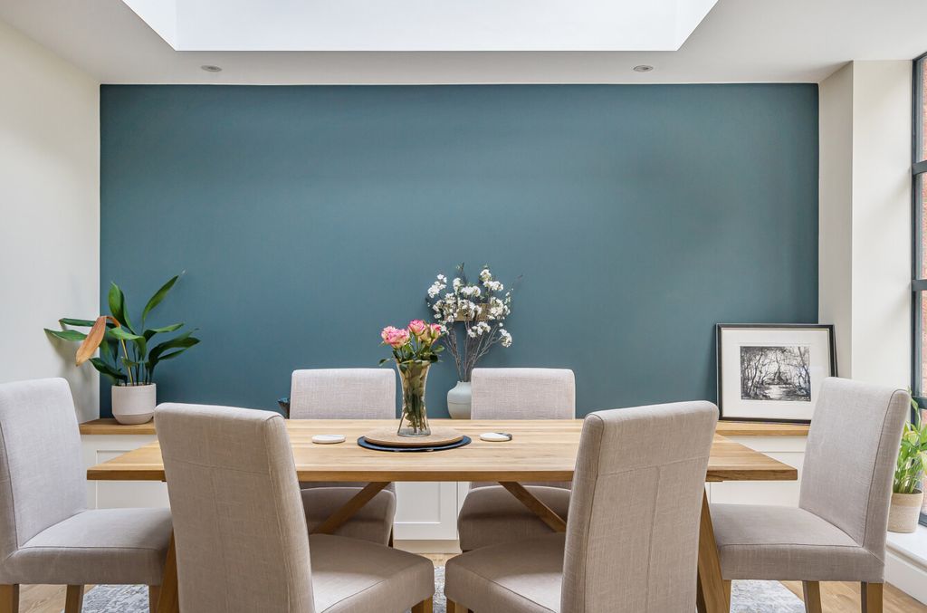 Property photo 3 of 19 1389051-17-696A4F...