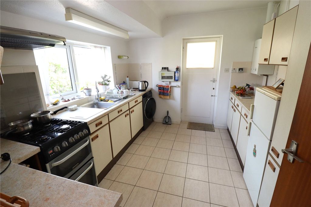 Property photo 2 of 15 Picture No. 25
