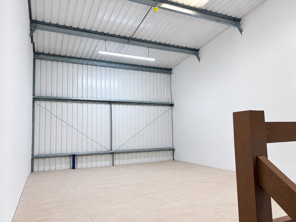 Property photo 3 of 5 D84E9125-62Da-4880-A132-7E5Fbbe7c8Af