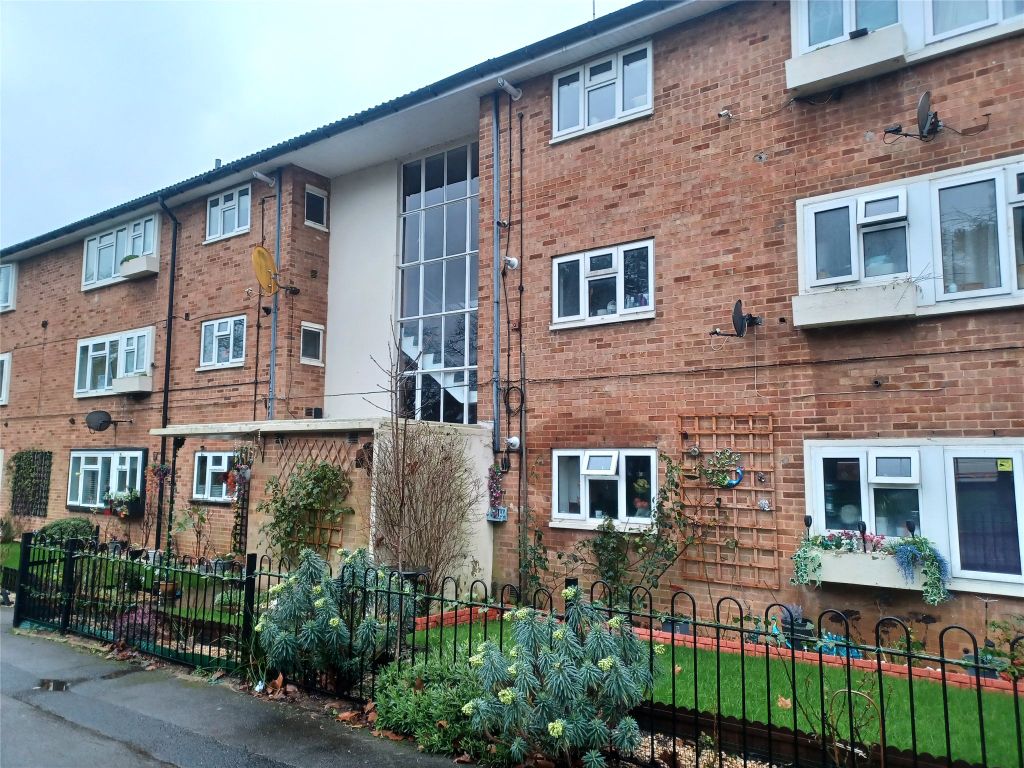 Property photo 1 of 9 Front