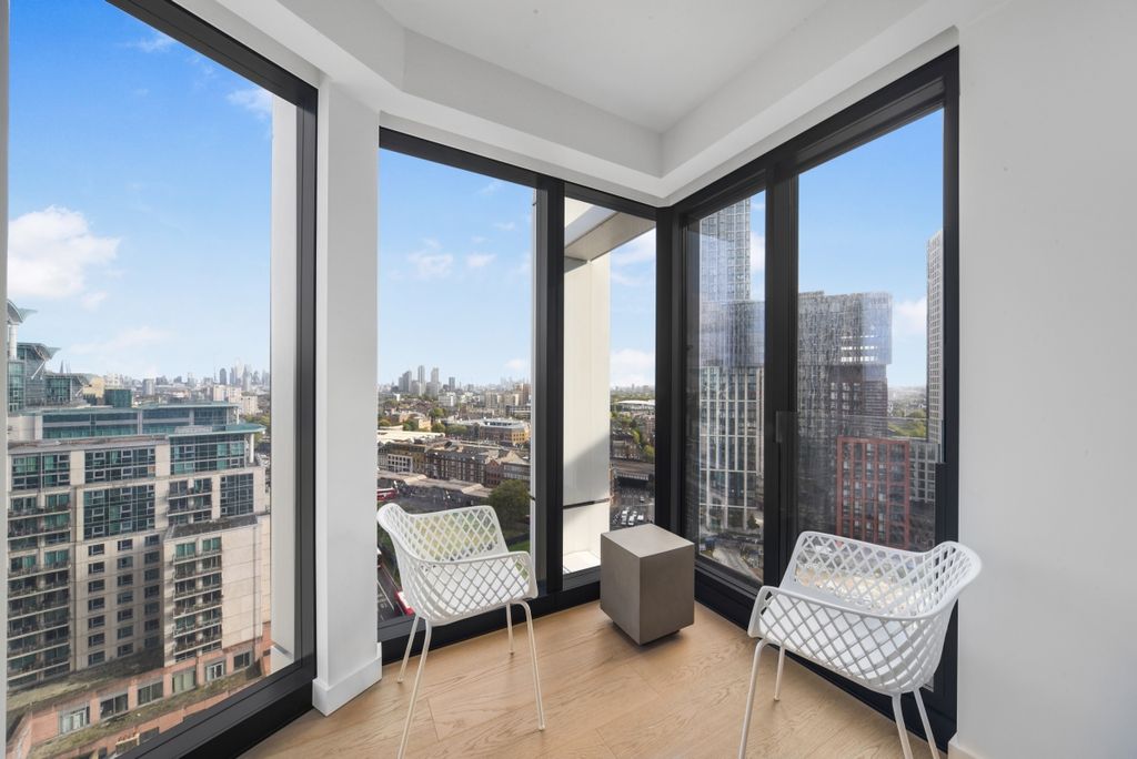 Property photo 3 of 13 Dsc_5685_High