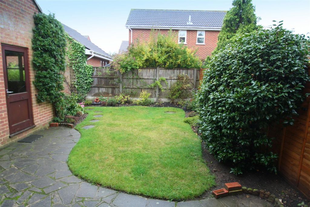 Property photo 1 of 13 Rear Garden.Jpg