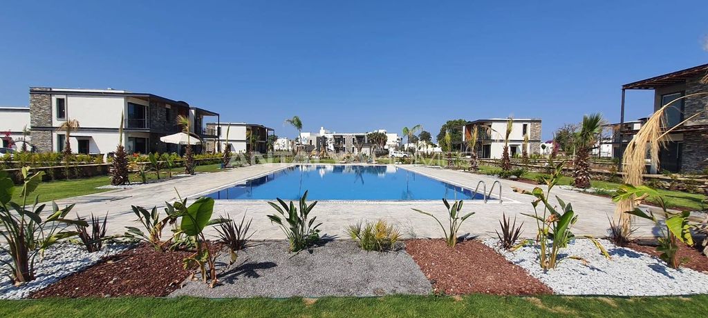 Property photo 3 of 27