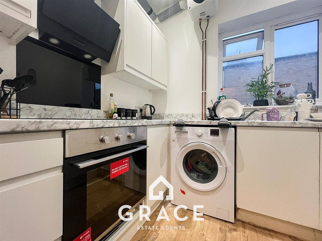 Property photo 2 of 8 1000042018-2.Jpg