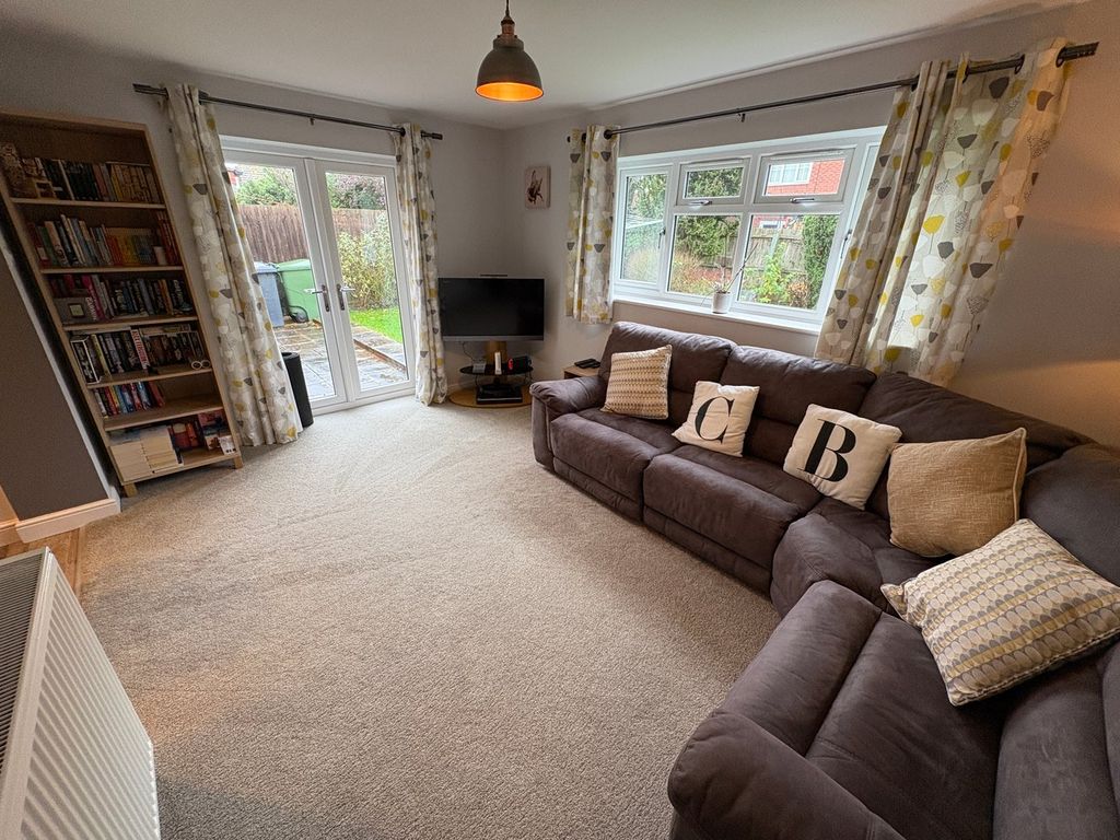 Property photo 2 of 18