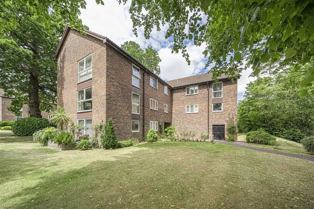 Property photo 2 of 8
