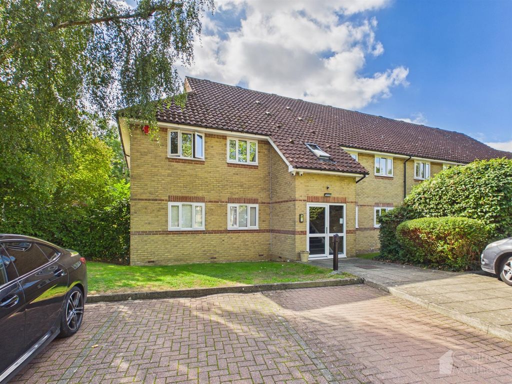 Property photo 2 of 12