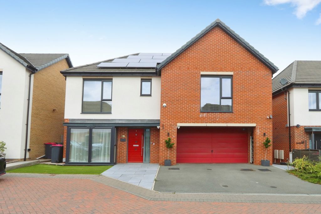 Property photo 1 of 34 Pbox-Img.Jpg
