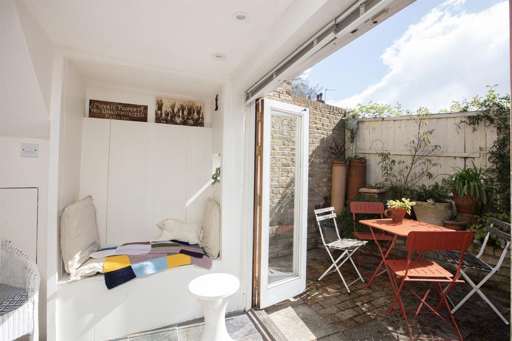 Property photo 2 of 38 3Y6A5220.Jpg