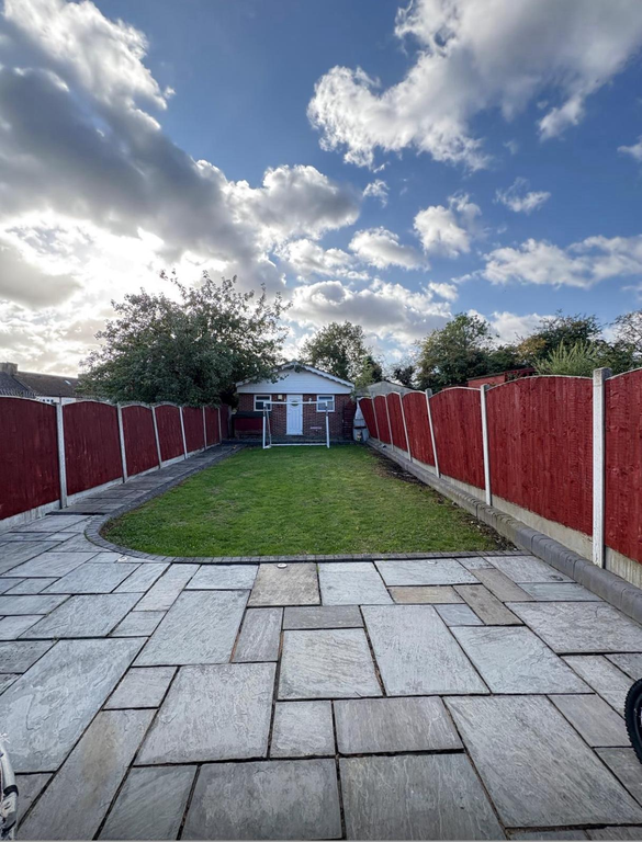 Property photo 2 of 13