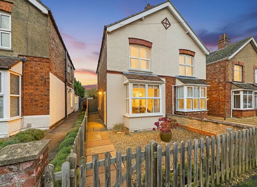 Property photo 1 of 17 Front Of The Property