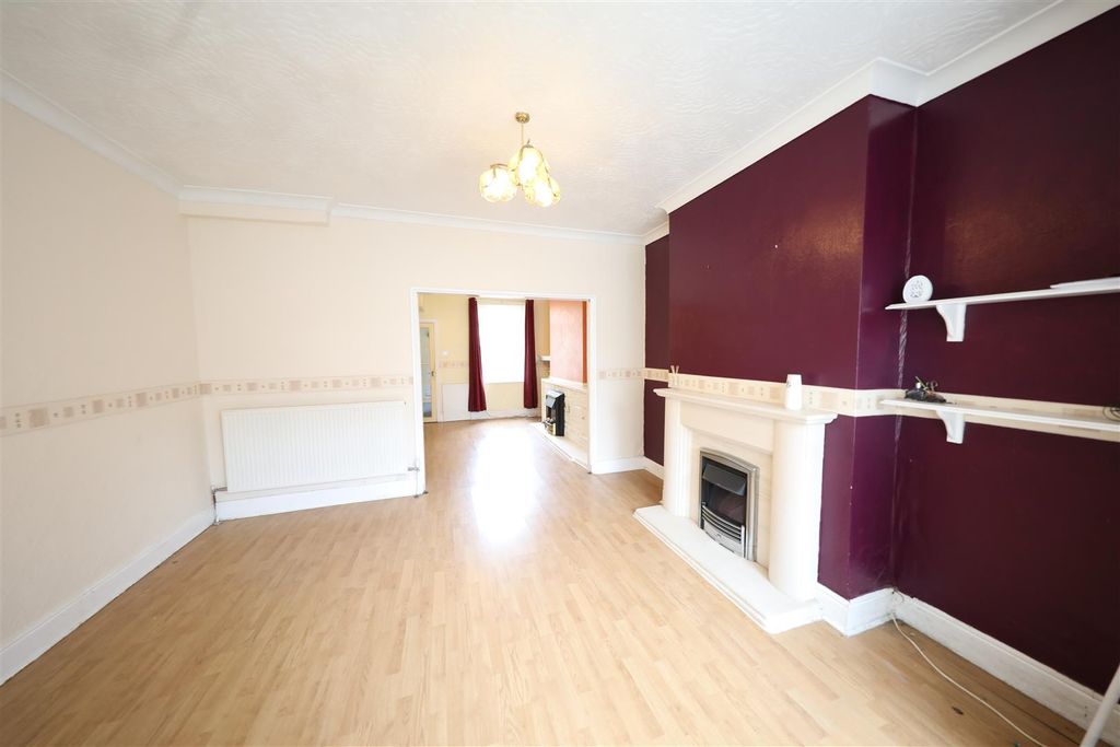 Property photo 2 of 16 0A9A9828.Jpg