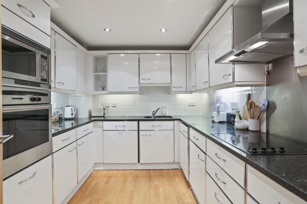 Property photo 2 of 10 Edjjf9070_2_Edited