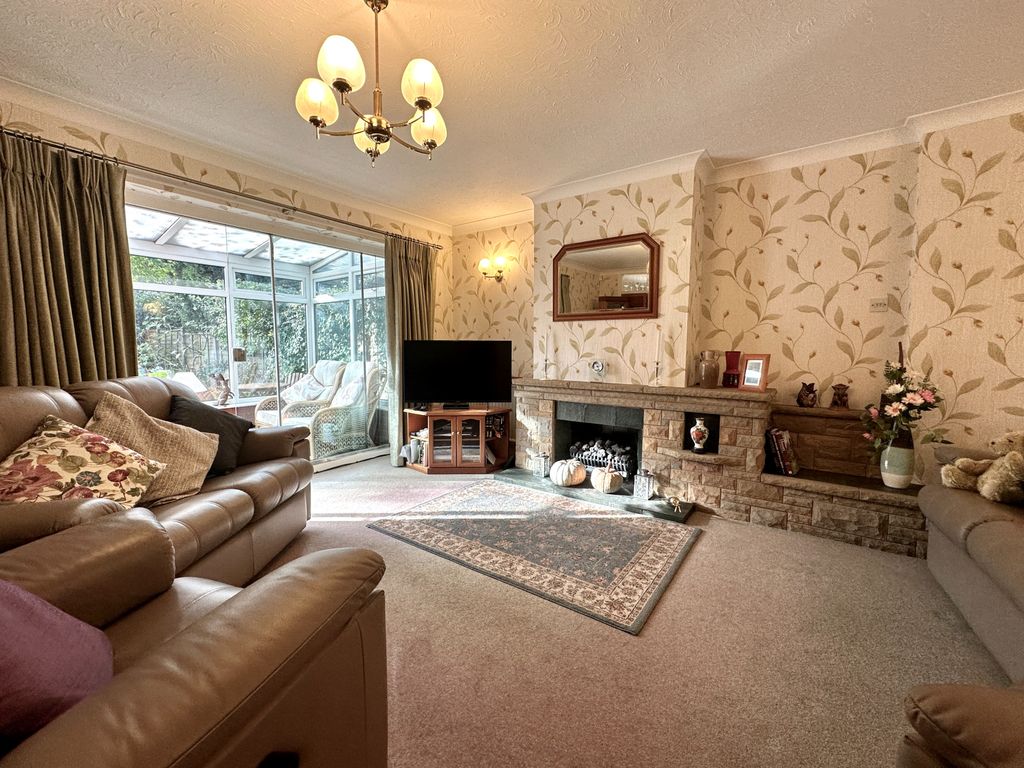 Property photo 2 of 24