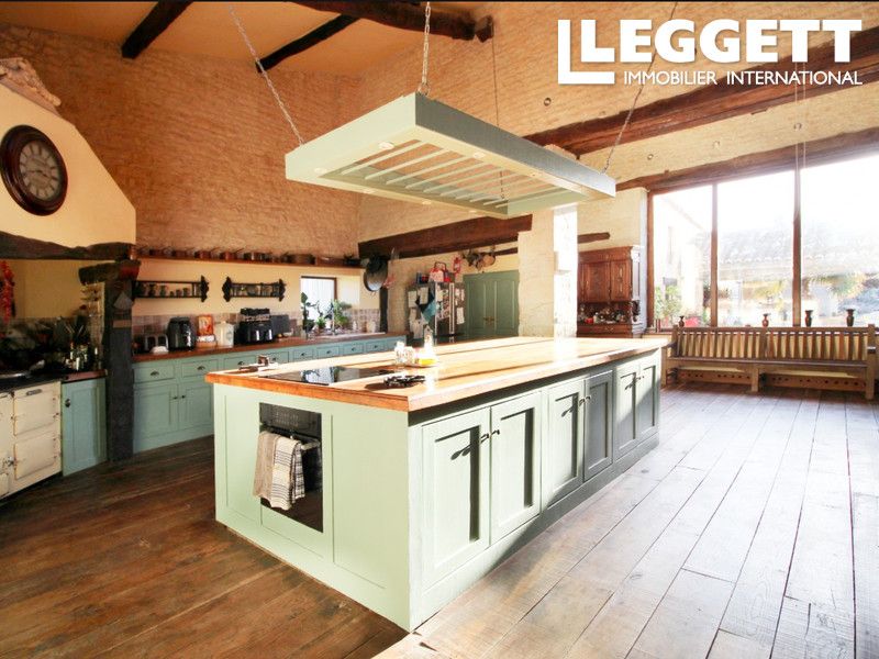 Property photo 3 of 10